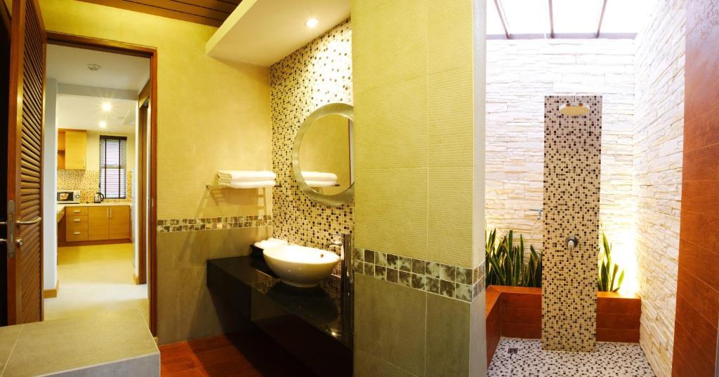 Tachawan Resort & Restaurant Чалонг Номер фото